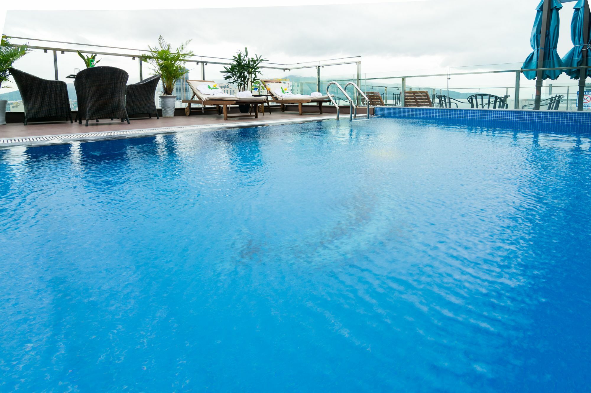 Dana Marina Boutique Hotel Da Nang Buitenkant foto