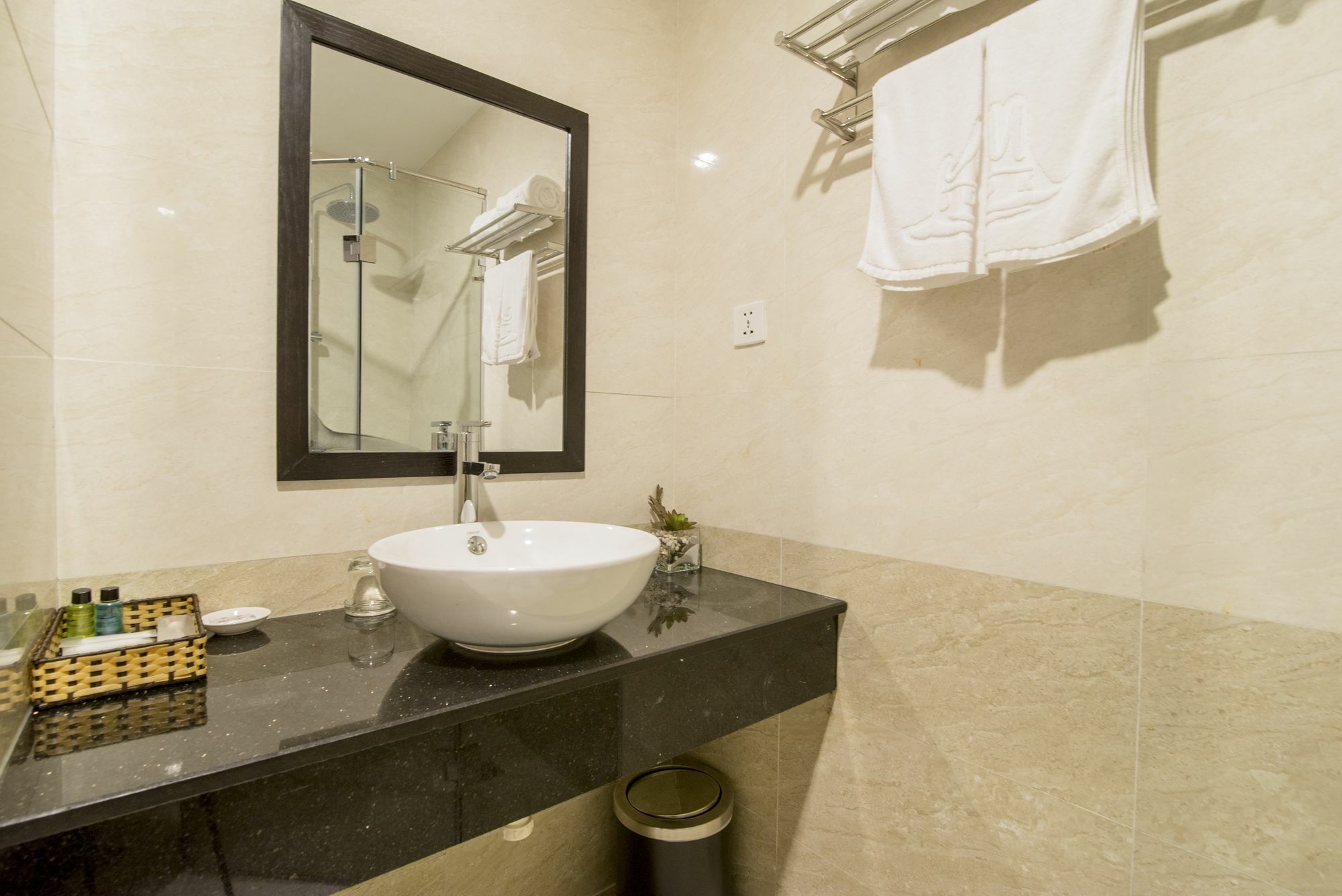Dana Marina Boutique Hotel Da Nang Buitenkant foto